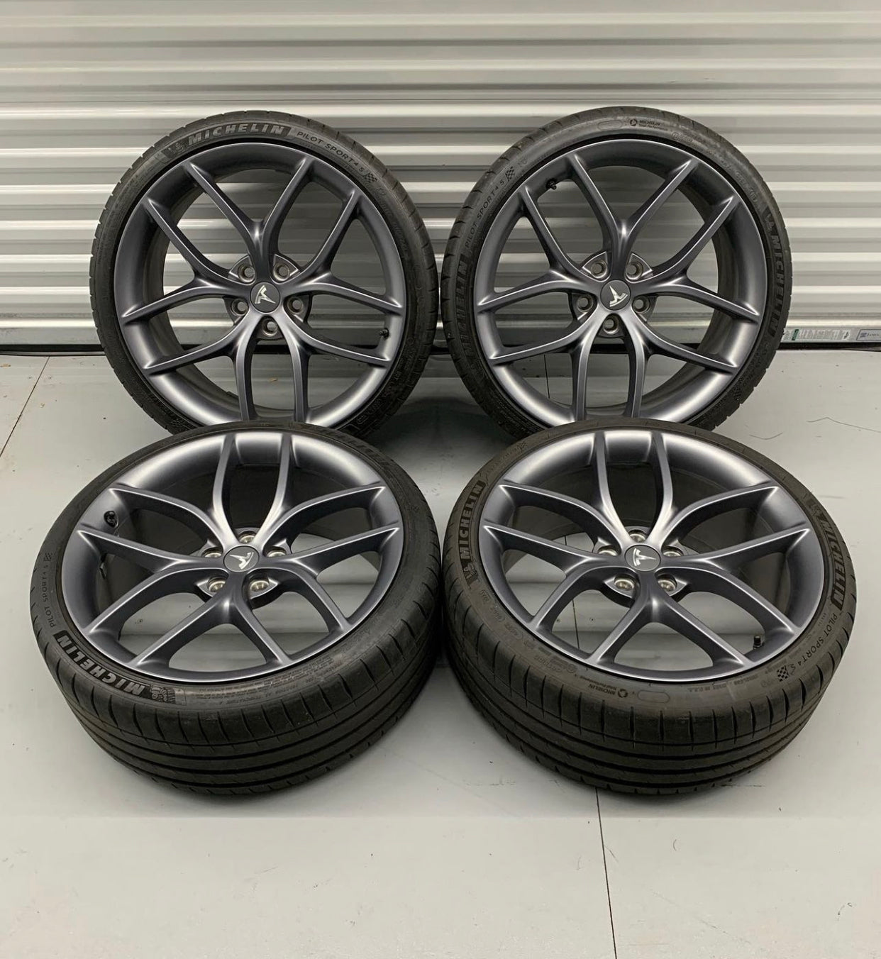 OEM Tesla 20” Zero-G Wheel & Tire Set