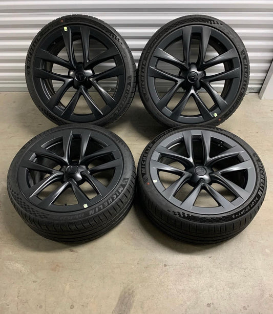 OEM Tesla Model S Plaid 21” Wheel & Tire Set