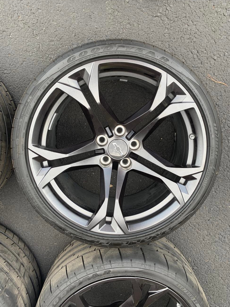 OEM Chevrolet Camaro SS 1LE 20” Wheel & Tire Set