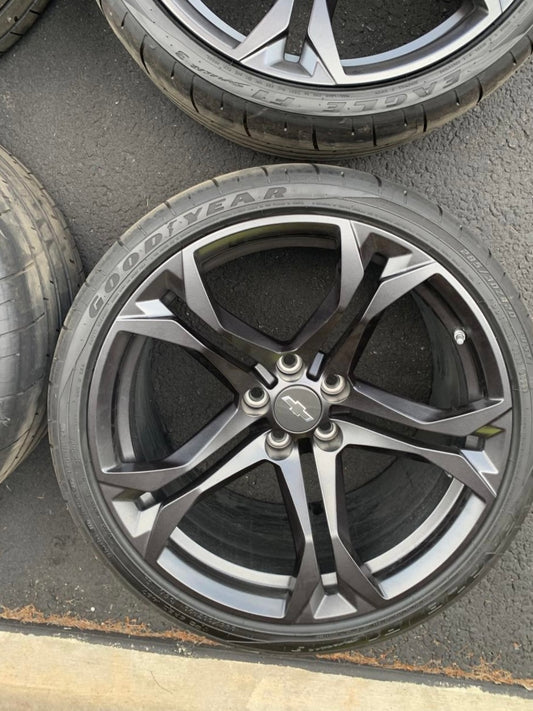 OEM Chevrolet Camaro SS 1LE 20” Wheel & Tire Set